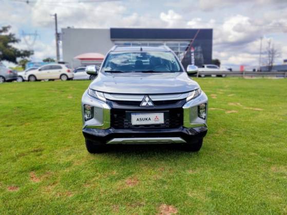 MITSUBISHI L200 TRITON 2.4 16V TURBO DIESEL SPORT HPE-S CD 4P 4X4 AUTOMÁTICO